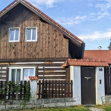 Chalupa U Rybnika Strehom Dolní Bousov Buitenkant foto
