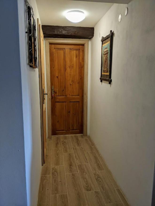 Chalupa U Rybnika Strehom Dolní Bousov Buitenkant foto