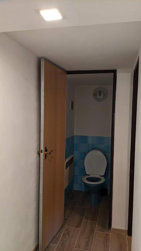 Chalupa U Rybnika Strehom Dolní Bousov Buitenkant foto